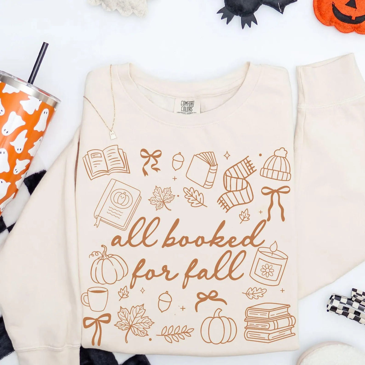 Fall in Love with Reading Tee