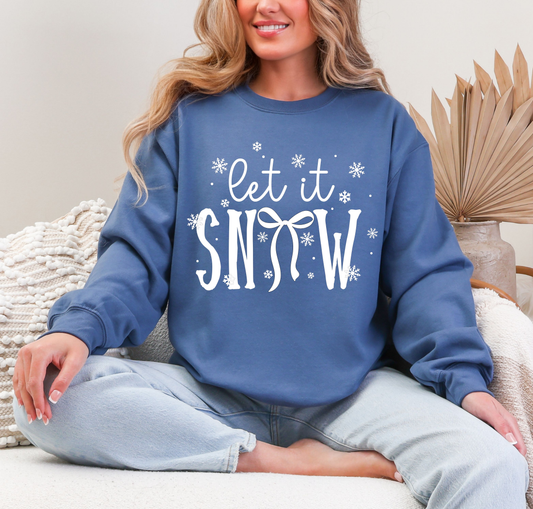 Let it Snow Bow Tee
